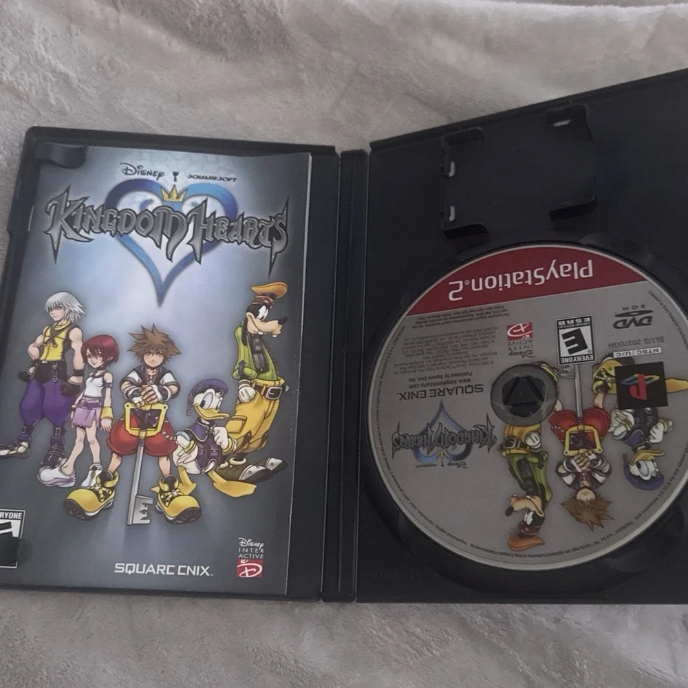 Kingdom Hearts 1 & 2 PS2 Game Bundle  Disc Light Scratches  Tested
